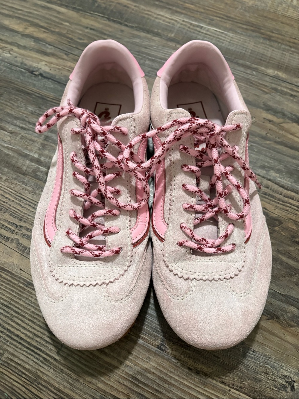 Vans Super Lowpro Women’s Sneakers $50.00 Size 8